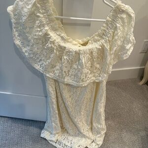 Off The Shoulder White Lace Dress. NWT Size M